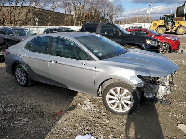 4T1B11HK3KU752686 - 2019 TOYOTA CAMRY L SILVER photo 4