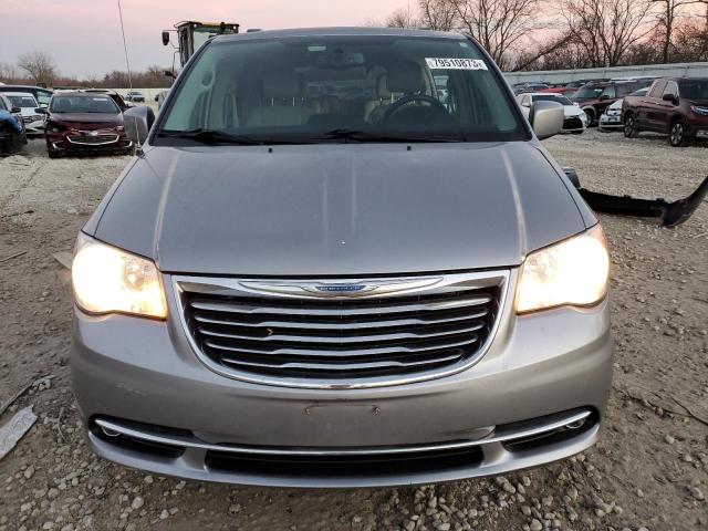 2C4RC1BG1DR780083 - 2013 CHRYSLER TOWN & COU TOURING ვერცხლისფერი ფოტო 5