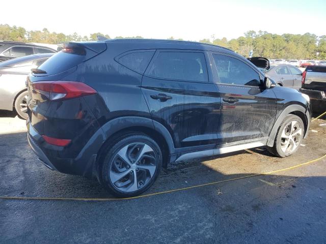 KM8J33A2XJU651039 - 2018 HYUNDAI TUCSON VALUE BLACK photo 3