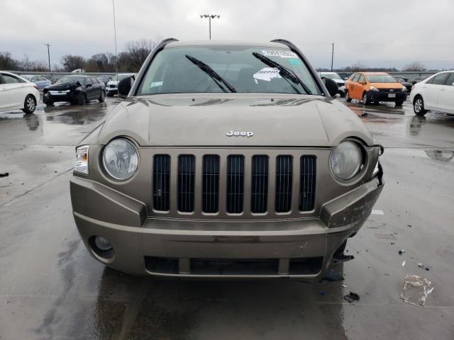 1J8FT47W47D401582 - 2007 JEEP COMPASS TAN photo 5