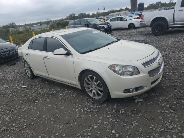 1G1ZE5EB7AF324117 - 2010 CHEVROLET MALIBU LTZ WHITE photo 4