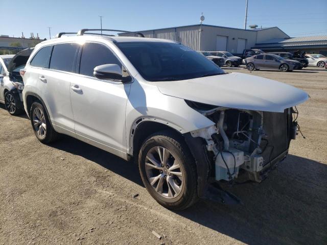 5TDKKRFH3FS101110 - 2015 TOYOTA HIGHLANDER XLE WHITE photo 4