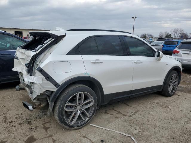 1GYFZER44KF111339 - 2019 CADILLAC XT4 SPORT WHITE photo 3