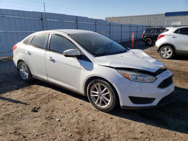 1FADP3F25HL253869 - 2017 FORD FOCUS SE WHITE photo 4