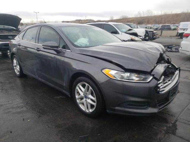 3FA6P0H76GR387984 - 2016 FORD FUSION SE GRAY photo 4