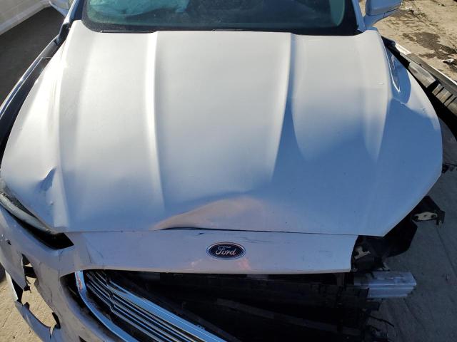 3FA6P0H75FR301028 - 2015 FORD FUSION SE WHITE photo 11