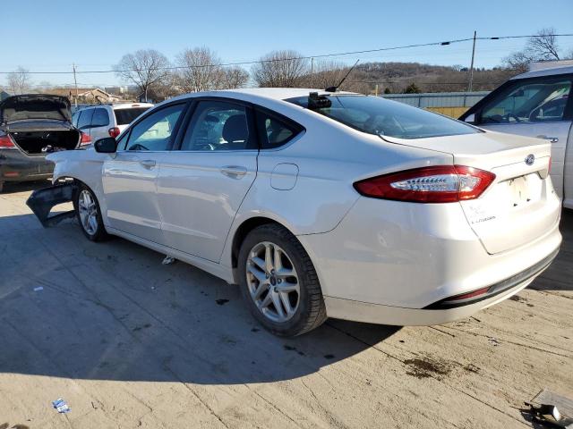 3FA6P0H75FR301028 - 2015 FORD FUSION SE WHITE photo 2