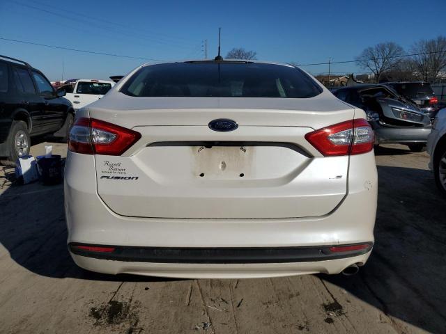 3FA6P0H75FR301028 - 2015 FORD FUSION SE WHITE photo 6