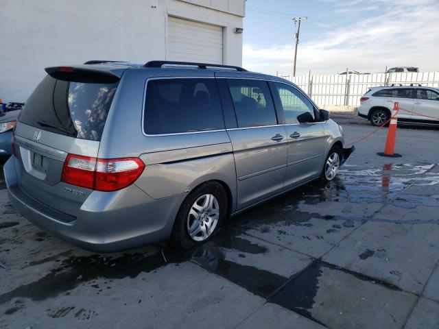 5FNRL38495B126776 - 2005 HONDA ODYSSEY EX SILVER photo 3