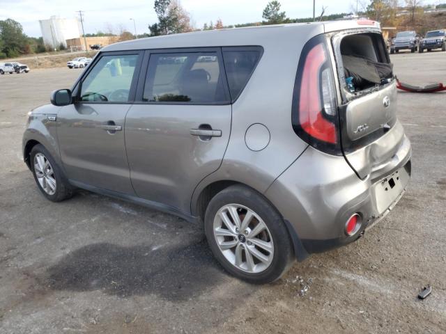 KNDJP3A56J7581430 - 2018 KIA SOUL + GRAY photo 2