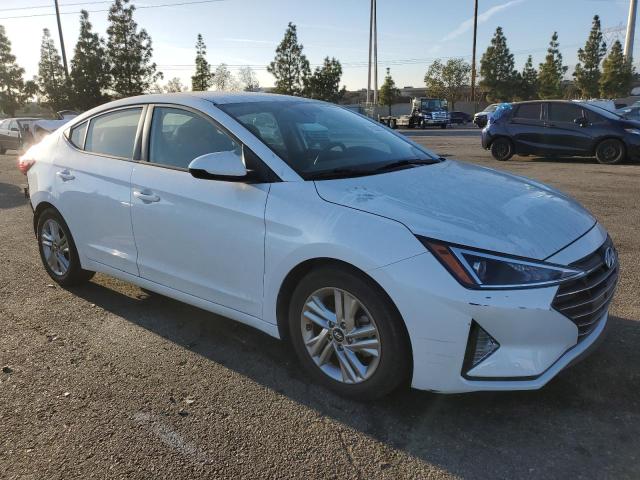 5NPD84LFXKH463982 - 2019 HYUNDAI ELANTRA SEL WHITE photo 4