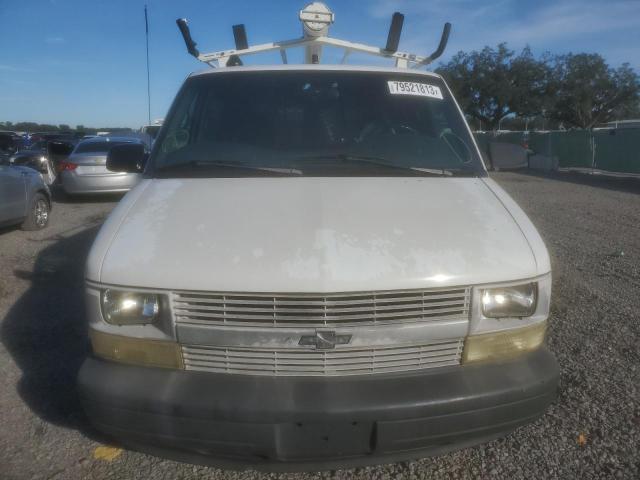 1GCDM19W81B143223 - 2001 CHEVROLET ASTRO WHITE photo 5