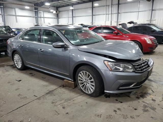 1VWBT7A36HC046280 - 2017 VOLKSWAGEN PASSAT SE SILVER photo 4