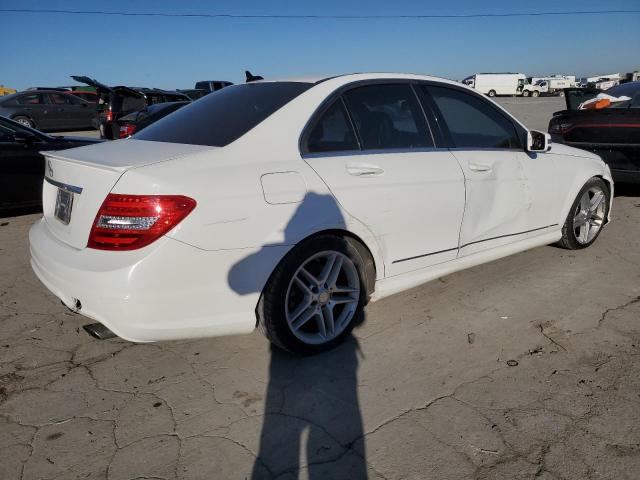 WDDGF5HB4DR264149 - 2013 MERCEDES-BENZ C 350 WHITE photo 3