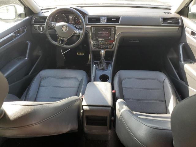 1VWDT7A37HC051108 - 2017 VOLKSWAGEN PASSAT R-LINE Weiß Foto 8