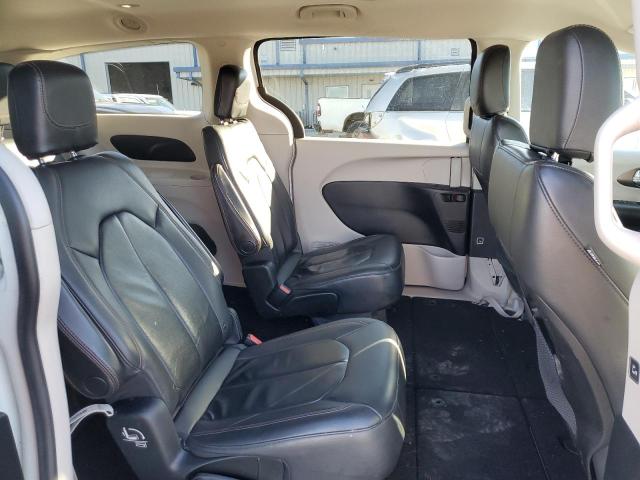 2C4RC1BG0HR532851 - 2017 CHRYSLER PACIFICA TOURING L WHITE photo 11
