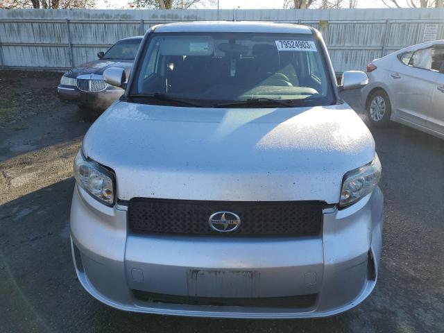 JTLKE50EX81017885 - 2008 TOYOTA SCION XB SILVER photo 5