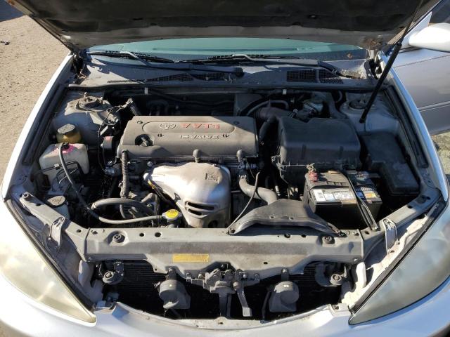 4T1BE32K42U541019 - 2002 TOYOTA CAMRY LE SILVER photo 11