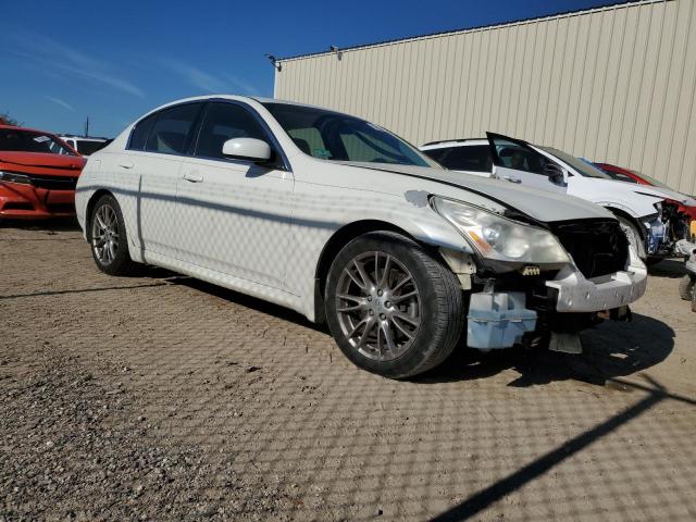 JNKBV61E57M719401 - 2007 INFINITI G35 WHITE photo 4