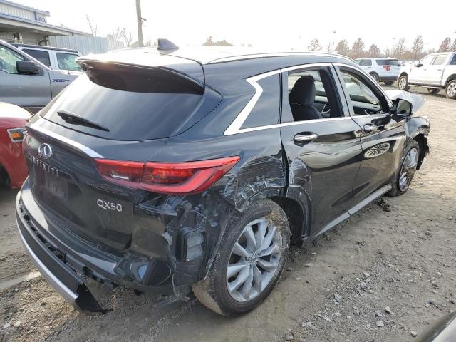 3PCAJ5M35KF102191 - 2019 INFINITI QX50 ESSENTIAL BLACK photo 3