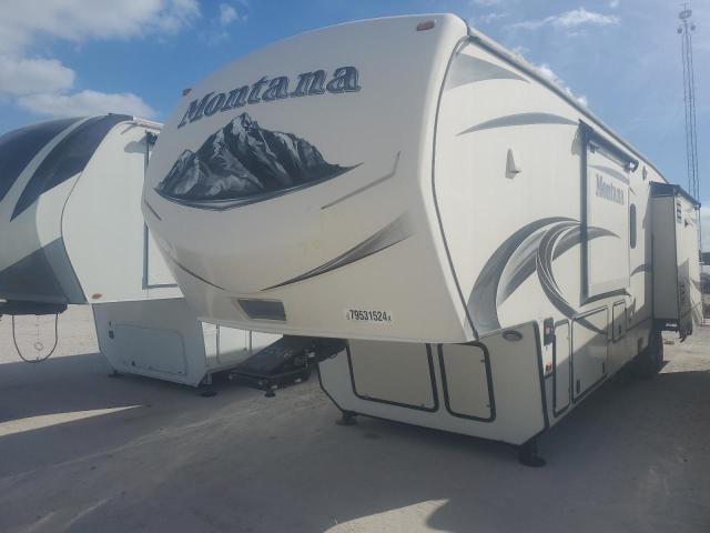 4YDF39128F4700546 - 2015 KEYSTONE MONTANA CREAM photo 2