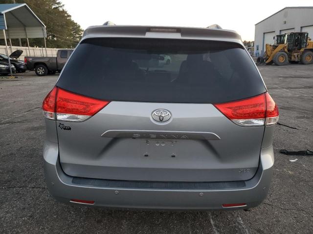 5TDYK3DC8ES414764 - 2014 TOYOTA SIENNA XLE SILVER photo 6