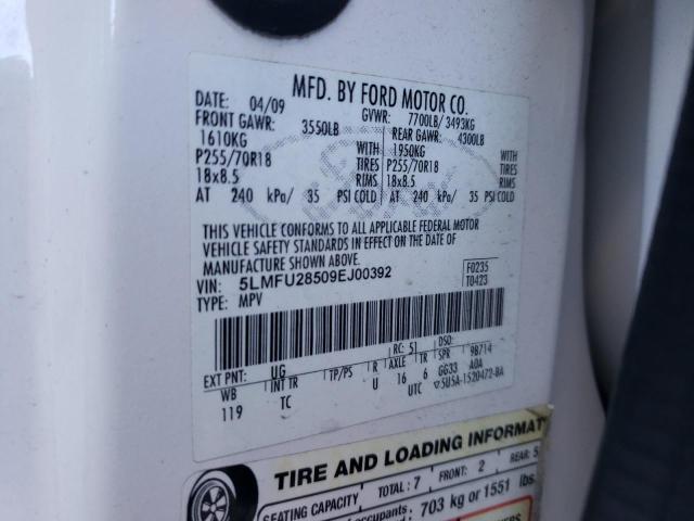 5LMFU28509EJ00392 - 2009 LINCOLN NAVIGATOR თეთრი ფოტო 12