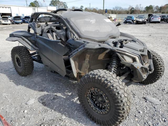 3JBVDAW25HK002519 - 2017 CAN-AM MAVERICK X DS TURBO R BLACK photo 1