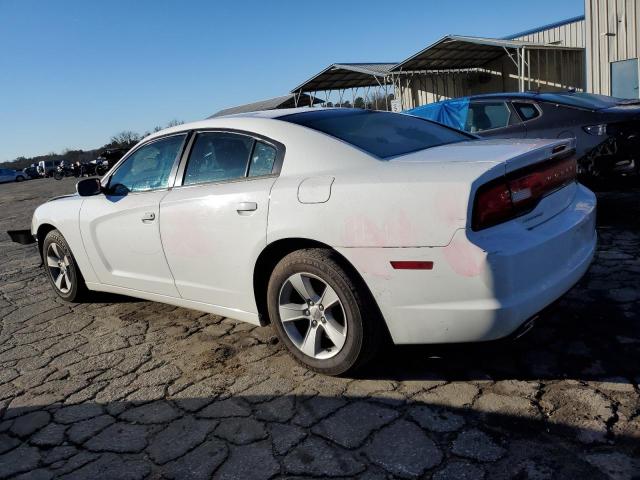 2B3CL3CGXBH608588 - 2011 DODGE CHARGER WHITE photo 2