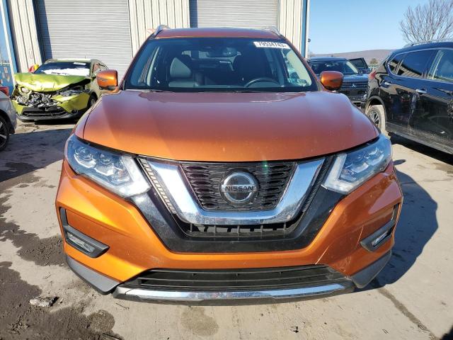 JN8AT2MV9JW322734 - 2018 NISSAN ROGUE S ORANGE photo 5