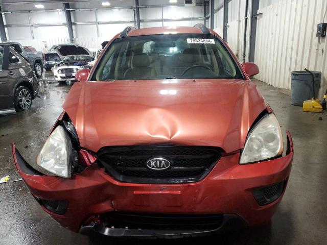 KNAFG526287186581 - 2008 KIA RONDO LX RED photo 5