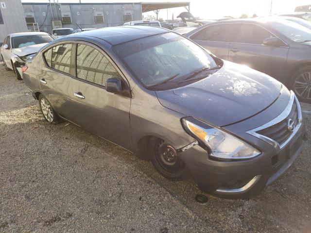 3N1CN7AP5JL881997 - 2018 NISSAN VERSA S GRAY photo 4