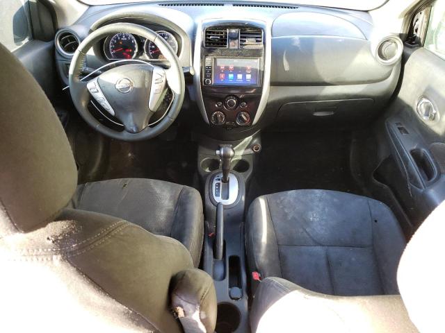 3N1CN7AP5JL881997 - 2018 NISSAN VERSA S GRAY photo 8