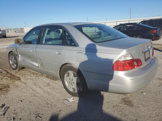 4T1BF28B13U311454 - 2003 TOYOTA AVLNXL/XLS XL GRAY photo 2