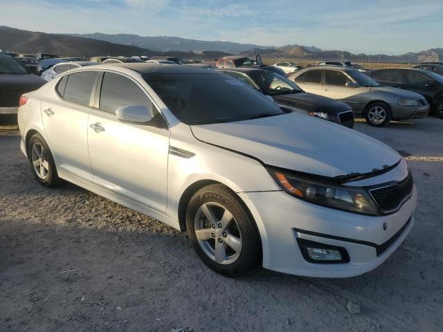 KNAGM4A75F5662509 - 2015 KIA OPTIMA LX WHITE photo 4