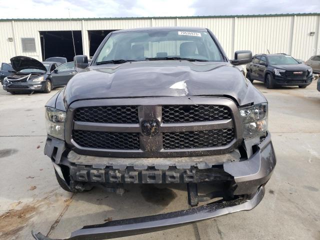 1C6RR7FTXJS213736 - 2018 RAM 1500 ST GRAY photo 5