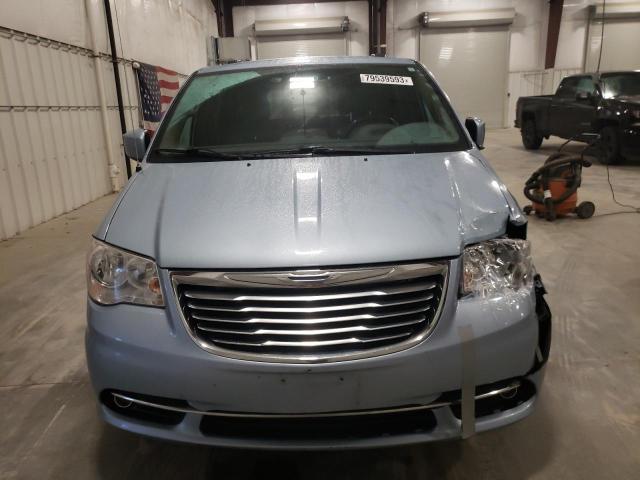 2C4RC1BG0DR573250 - 2013 CHRYSLER TOWN & COU TOURING BLUE photo 5