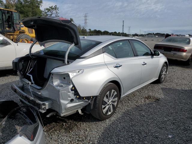 1N4BL4BV0LC257801 - 2020 NISSAN ALTIMA S SILVER photo 3