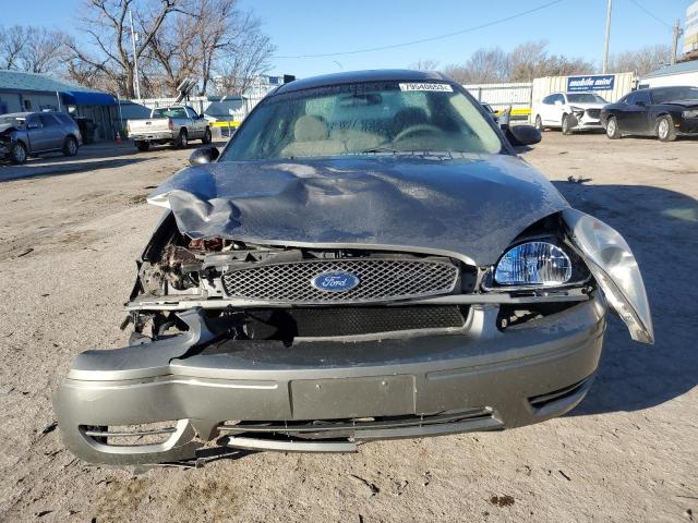 1FAHP53254G162606 - 2004 FORD TAURUS SE GRAY photo 5