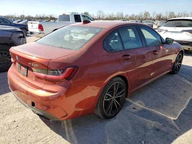 3MW5U9J06N8C34554 - 2022 BMW M340XI ORANGE photo 3