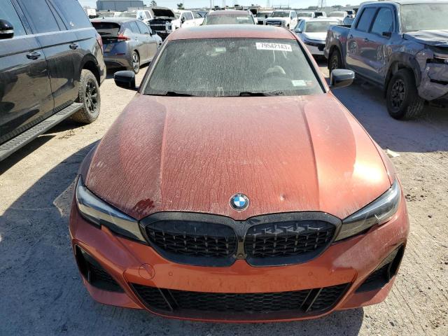 3MW5U9J06N8C34554 - 2022 BMW M340XI ORANGE photo 5