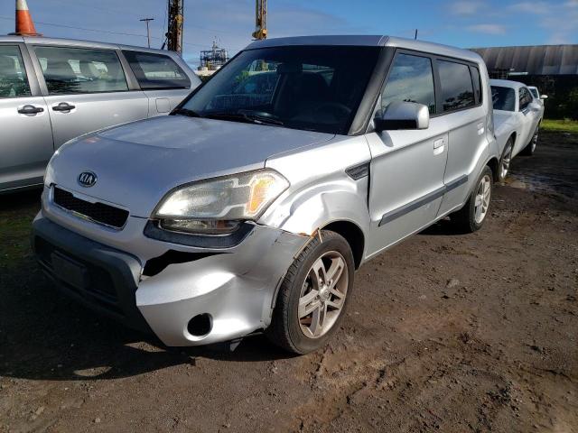 KNDJT2A22A7159277 - 2010 KIA SOUL + SILVER photo 1