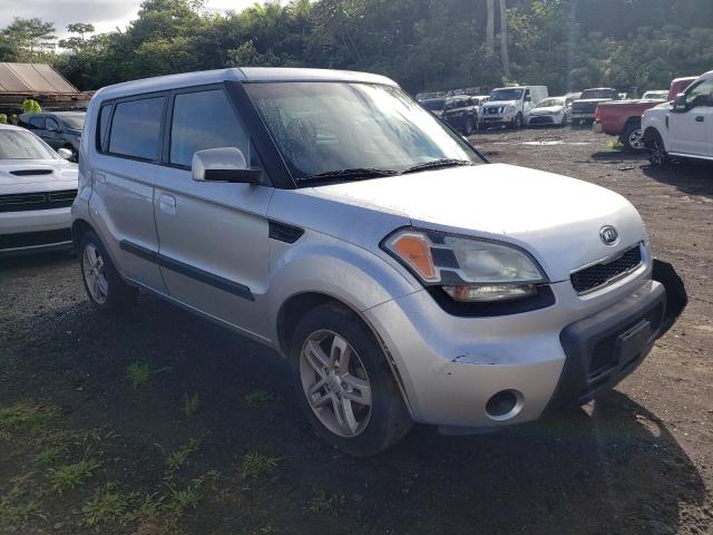 KNDJT2A22A7159277 - 2010 KIA SOUL + SILVER photo 4