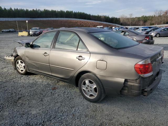 4T1BE32K05U554970 - 2005 TOYOTA CAMRY LE GRAY photo 2