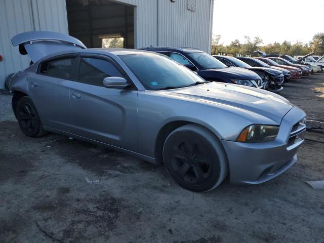 2C3CDXBG2EH187575 - 2014 DODGE CHARGER SE SILVER photo 4