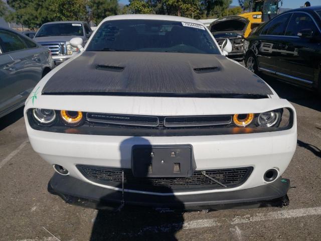 2C3CDZAG2JH122037 - 2018 DODGE CHALLENGER SXT WHITE photo 5