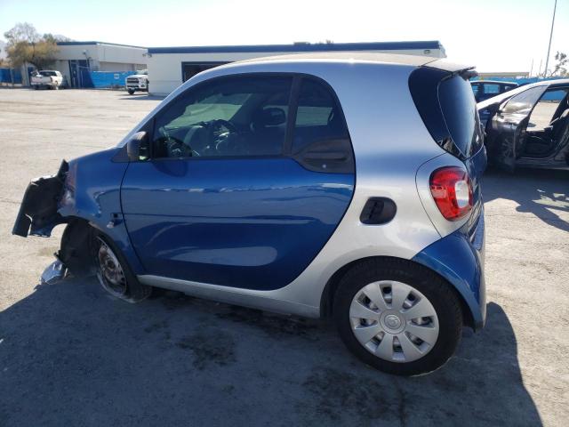 WMEFJ9BA2JK320901 - 2018 SMART FORTWO TWO TONE photo 2