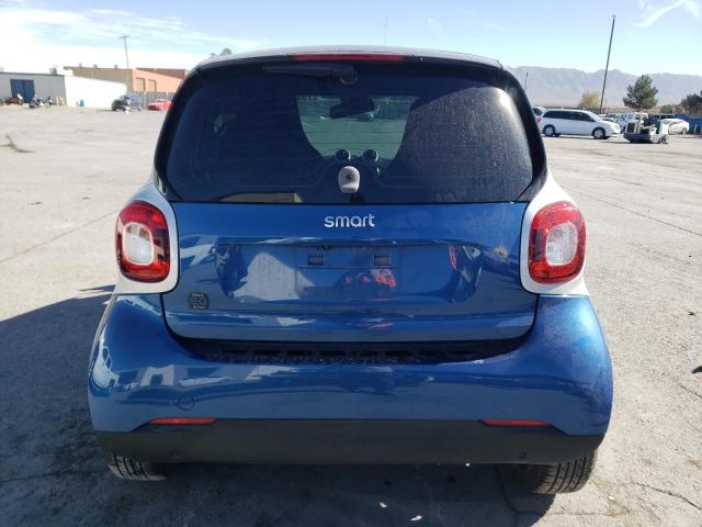 WMEFJ9BA2JK320901 - 2018 SMART FORTWO TWO TONE photo 6