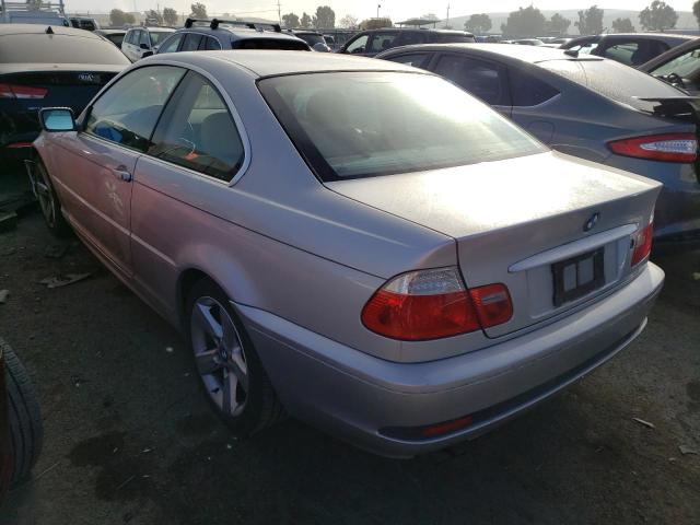 WBABD334X5JY99476 - 2005 BMW 325 CI SILVER photo 2