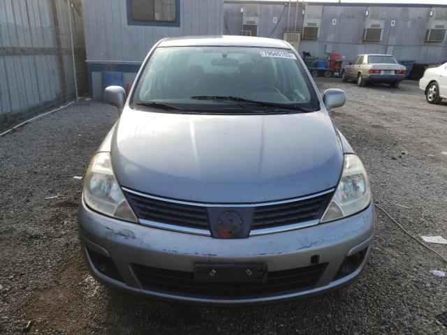 3N1BC13E87L368388 - 2007 NISSAN VERSA S GRAY photo 5